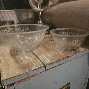 Pyrex Vintage Floral Glass Bowl Set